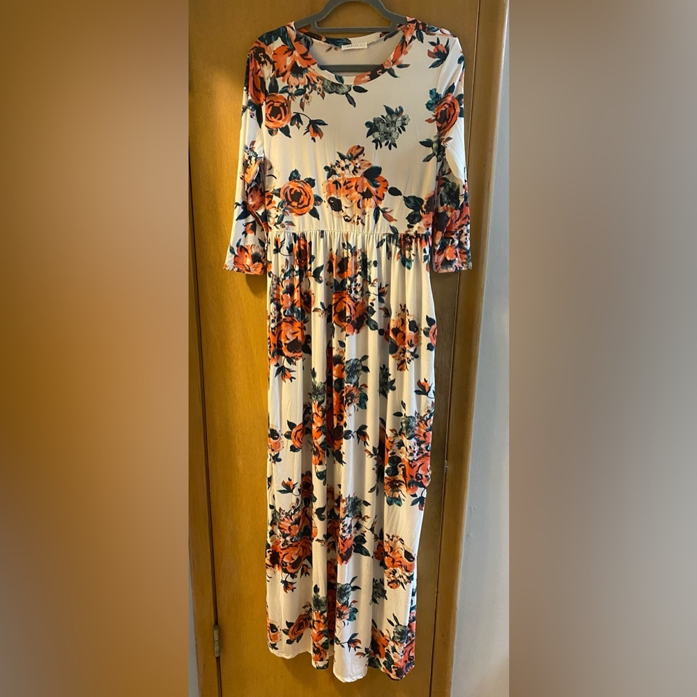 Super soft floral maxi dress- size XL